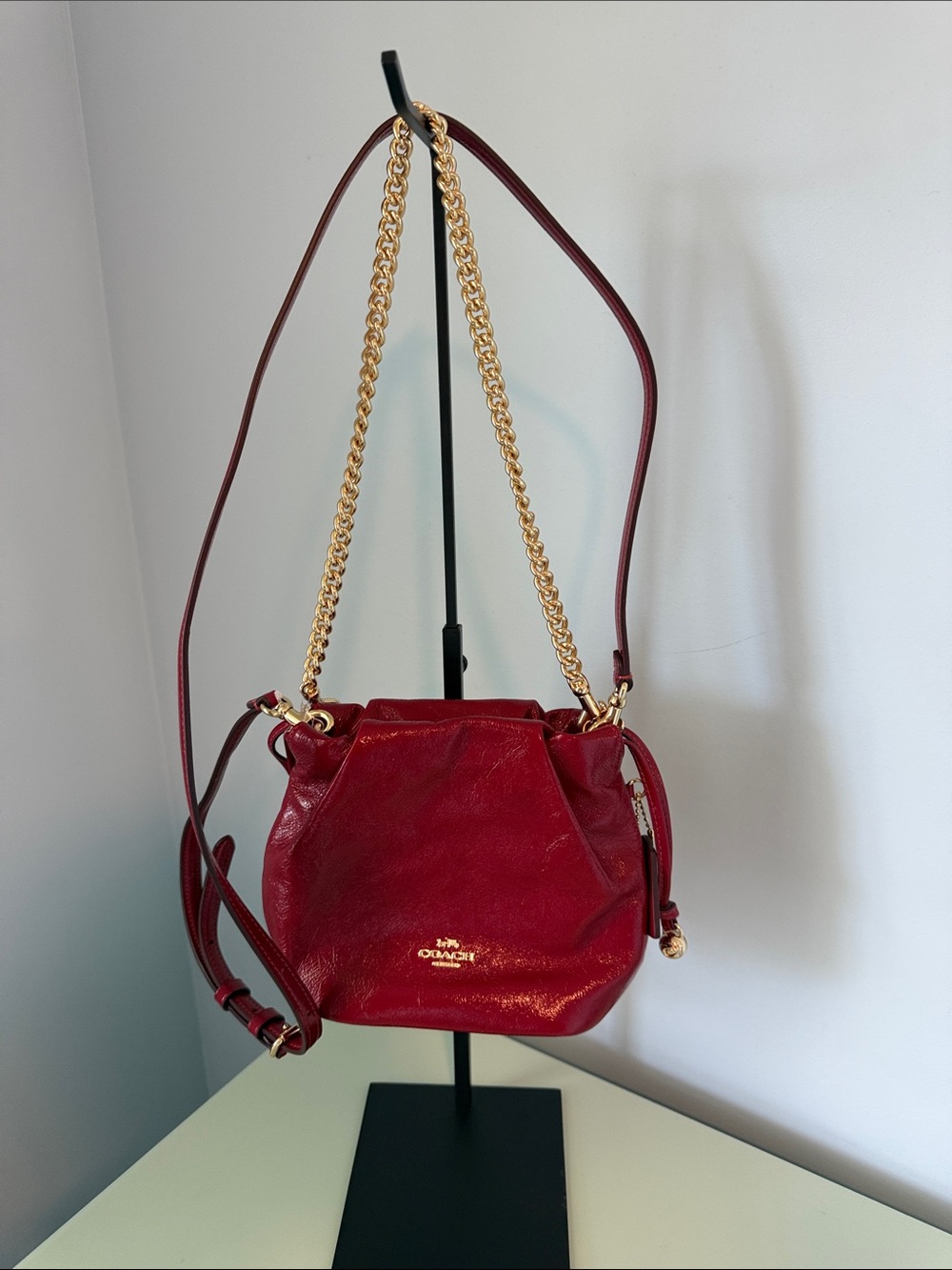 COACH Red Leather Shoulder/Crossbody Bag with Gold Chain